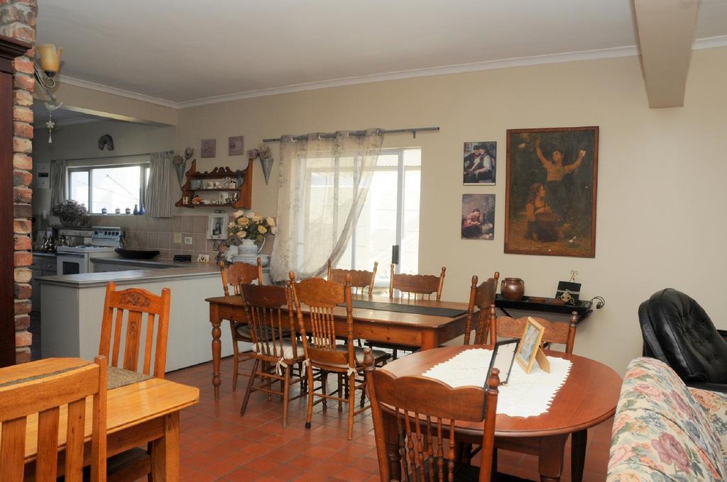 The Bay Lodge Gansbaai Exterior foto